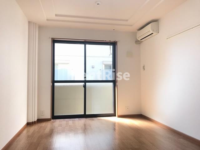 ラッキーズハイツの寝室|室内