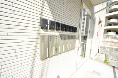 【セキュリティ】 | グランシャリオ山本通2