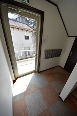 【エントランス】 | グランシャリオ山本通2