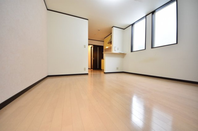 【洋室】 | グランシャリオ山本通2