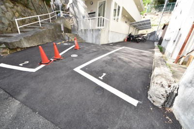 【その他】 | グランシャリオ山本通2 | 敷地内駐車場