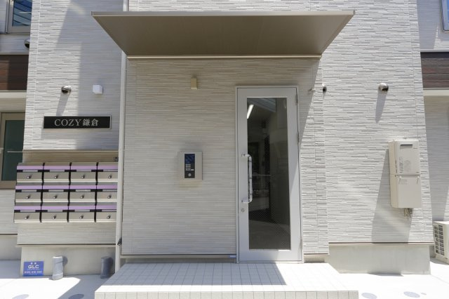 COZY鎌倉のエントランス