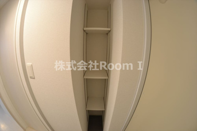【収納】 | セレニテ谷町calm | こまごまとしたものを収納できそうですね