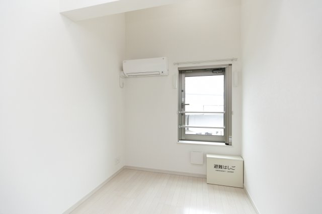 COZY鎌倉の洋室
