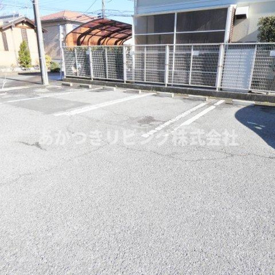 【駐車場】 | ヴェルアージュ小山