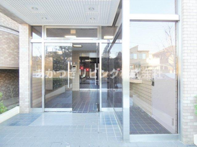 【エントランス】 | ヴェルアージュ小山