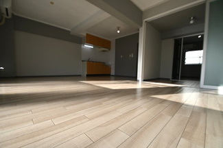 【居間・リビング】 | ワタナベハイツ