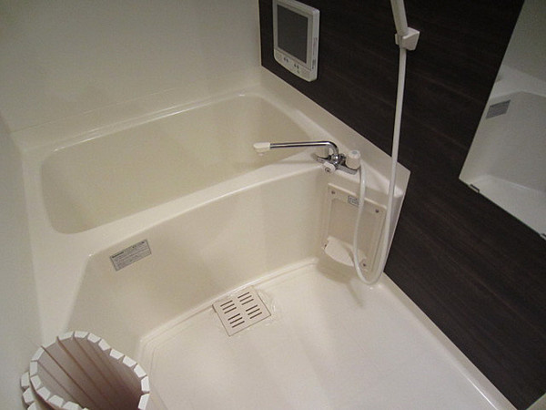 フォレストインサイド5の浴室|日々の暮らしに欠かせないお風呂です