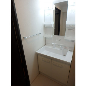 【洗面所】 | NE TSUNABA BLDG | 別号室の写真になります。現況優先。