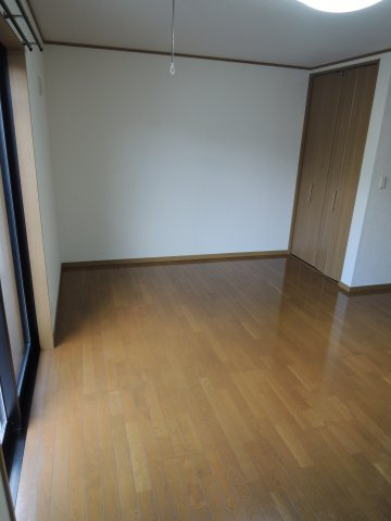 フォルトゥーナの洋室|【フォルトゥーナ】