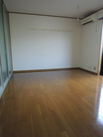 フォルトゥーナの洋室|【フォルトゥーナ】