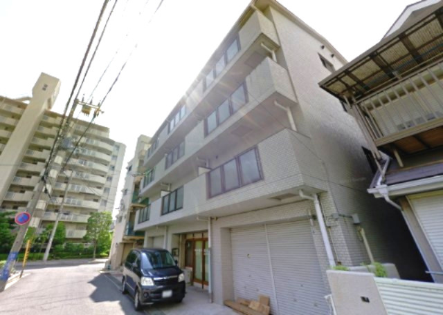 ポートハイツ青木の外観