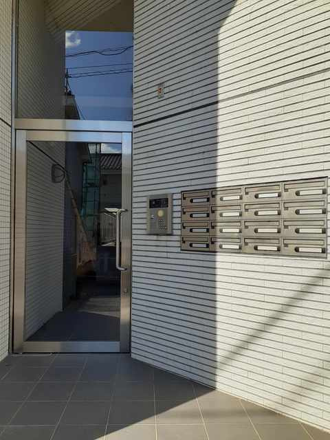 エスペランザのエントランス|エントランス