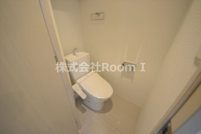 【トイレ】 | ヴィラ・セレーノ玉造本町（旧ルネフラッツ玉造本町 | コンパクトで使いやすいトイレです