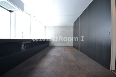 【居間・リビング】 | 北浜コンソール | ゆったりとしたリビングです