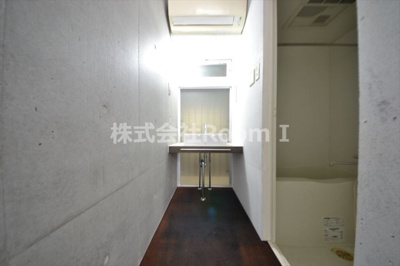 【洗面所】 | 北浜コンソール | 脱衣スペースもあります