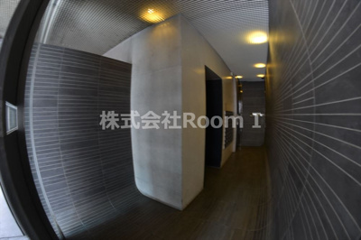 【ロビー】 | 北浜コンソール | 清潔なロビーです