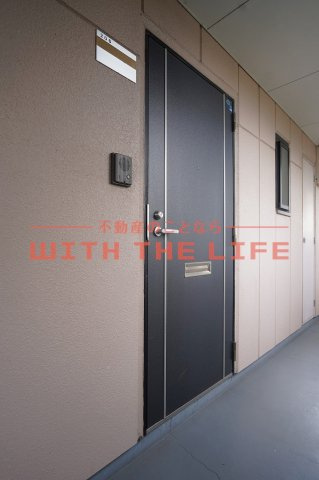 ピースフルV-Ⅰ【キャッシュバック対象物件】の設備|毎日通る玄関はこちらです