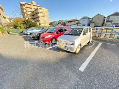 【駐車場】 | ビオラ