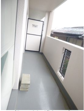 【バルコニー】