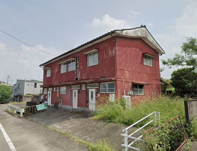 都城市上東町の一棟アパートの外観
