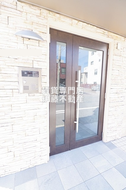 オーベル城西のエントランス