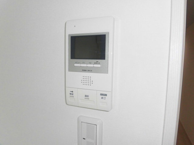 【セキュリティ】 | 淡路松本レジデンス | 安心のモニター付きインターホンです。