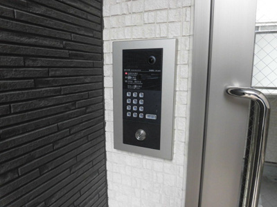 【セキュリティ】 | 淡路松本レジデンス | 安心のオートロック付きです。