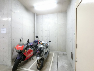 【その他共用部分】 | グランシティ桜木町 | バイク置場です。