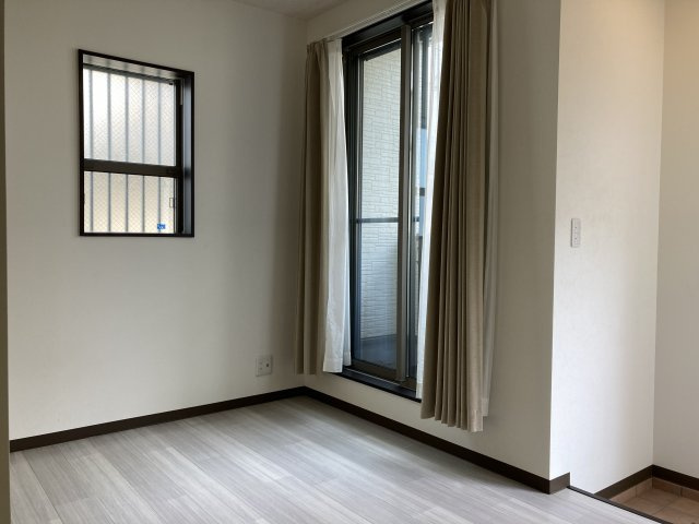 【洋室】 | ジャルダン長瀬