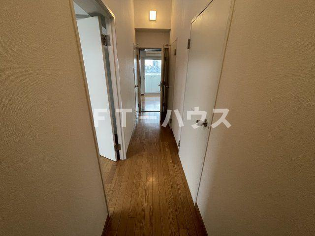 エーデルハイツの玄関