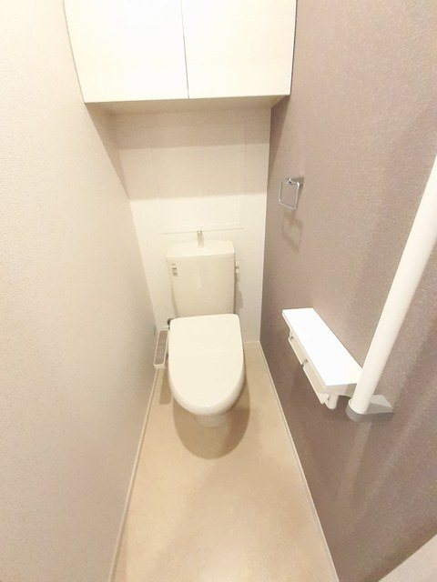 メゾンエレガンテのトイレ