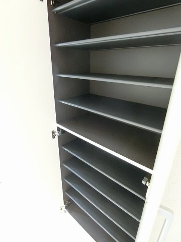 メゾンエレガンテの収納