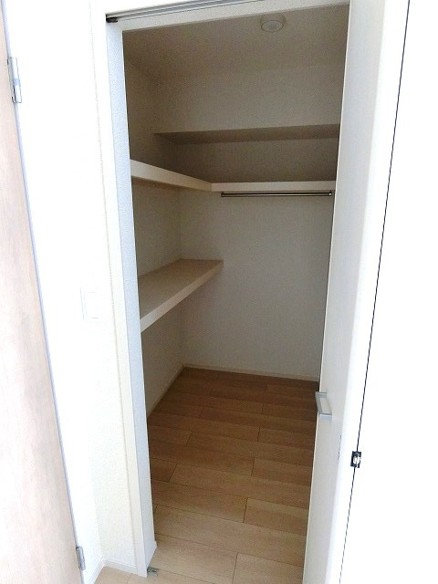 メゾンエレガンテの収納