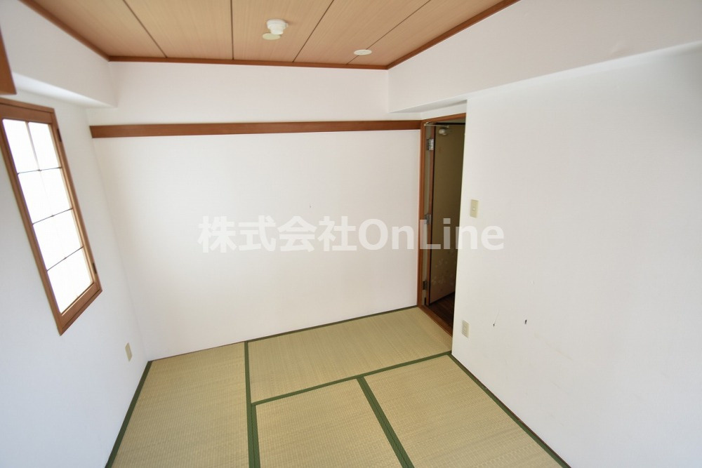パウゼ布施の和室