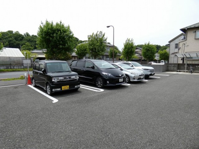 【駐車場】 | メゾンソレイユ