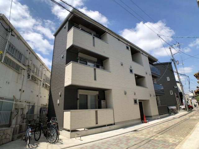 セレナヴィラ小阪Wの外観