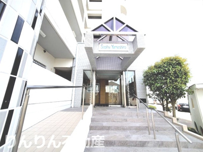 【エントランス】 | ソフィー山城 | エントランスです