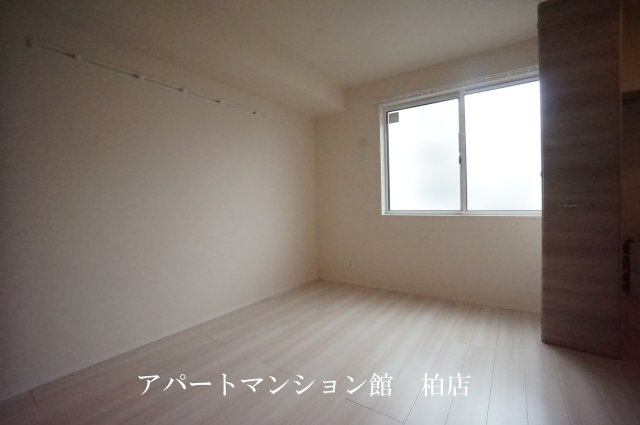 D-room柏6丁目の寝室