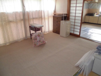 【居間・リビング】 | 大館市比内町大葛字下森合・中古住宅