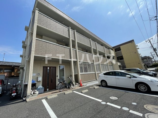 習志野市津田沼７丁目のアパート