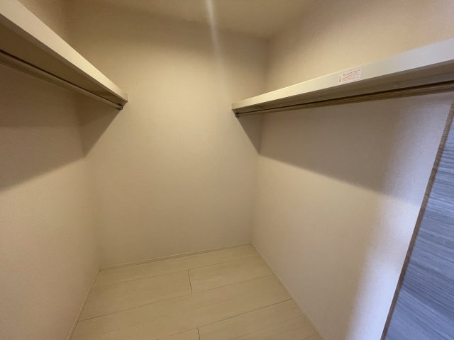 習志野市津田沼７丁目のアパートの収納
