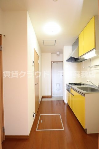 プレジールⅠの玄関|明るい玄関です