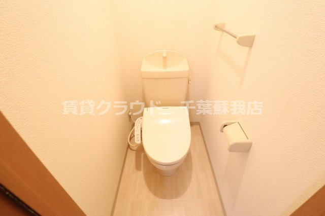 プレジールⅠのトイレ|マストアイテム！温水洗浄便座♪