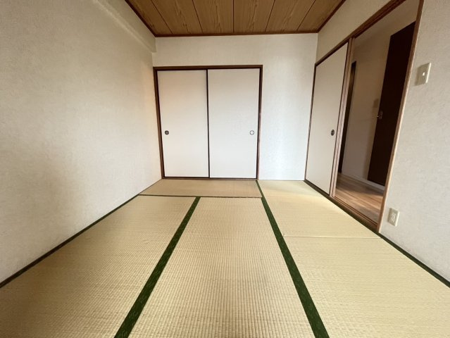 Ｂｒｅｅｚｅ　ｃｏｕｒｔの和室