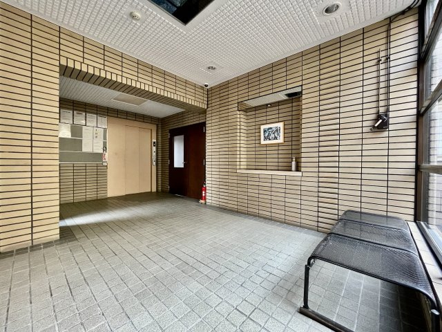 ライオンズマンション大橋第3のエントランス