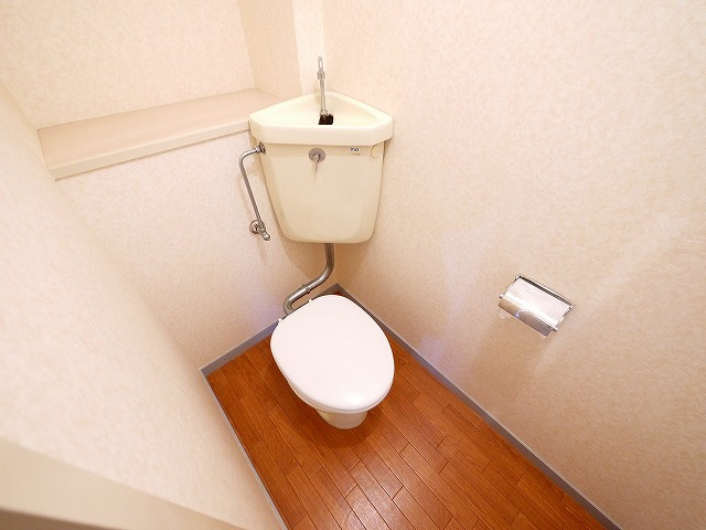 奥村マンションのトイレ|コンパクトで使いやすいトイレです