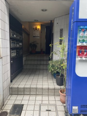 銀座山本ビルのエントランス