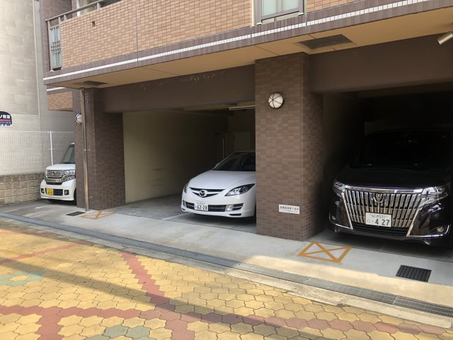 エスカーサ大阪城東の駐車場|駐車場の空きは要確認です。