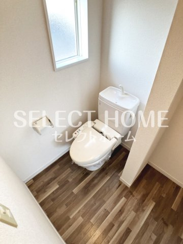 【トイレ】 | 私の家Ⅱ | 同型タイプゆったりとした空間のトイレです